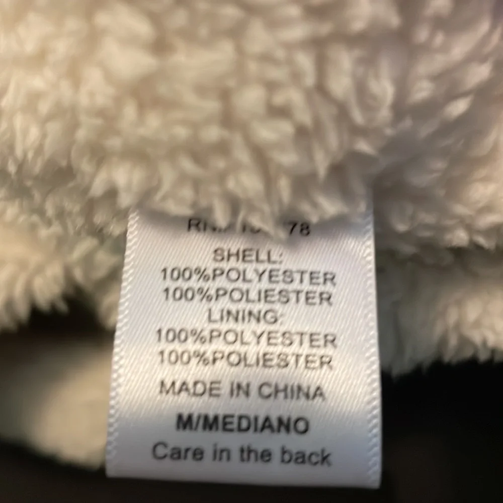 NWOT BLACK BOMBER JACKET WITH FAUX SHERPA LINING - Picture 8 of 8